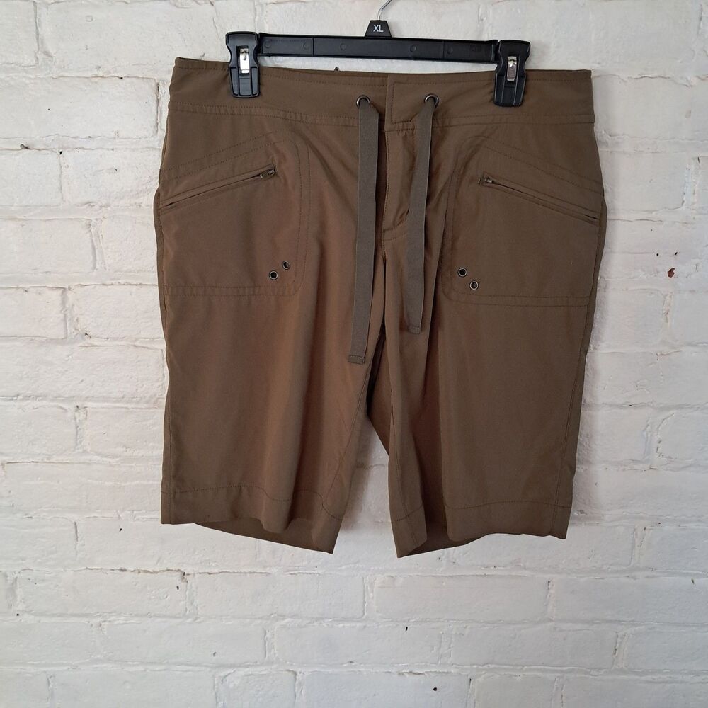 Athleta Pedal Pusher Shorts Womens 6 Hiking Travel Bermuda Gorp Army Green